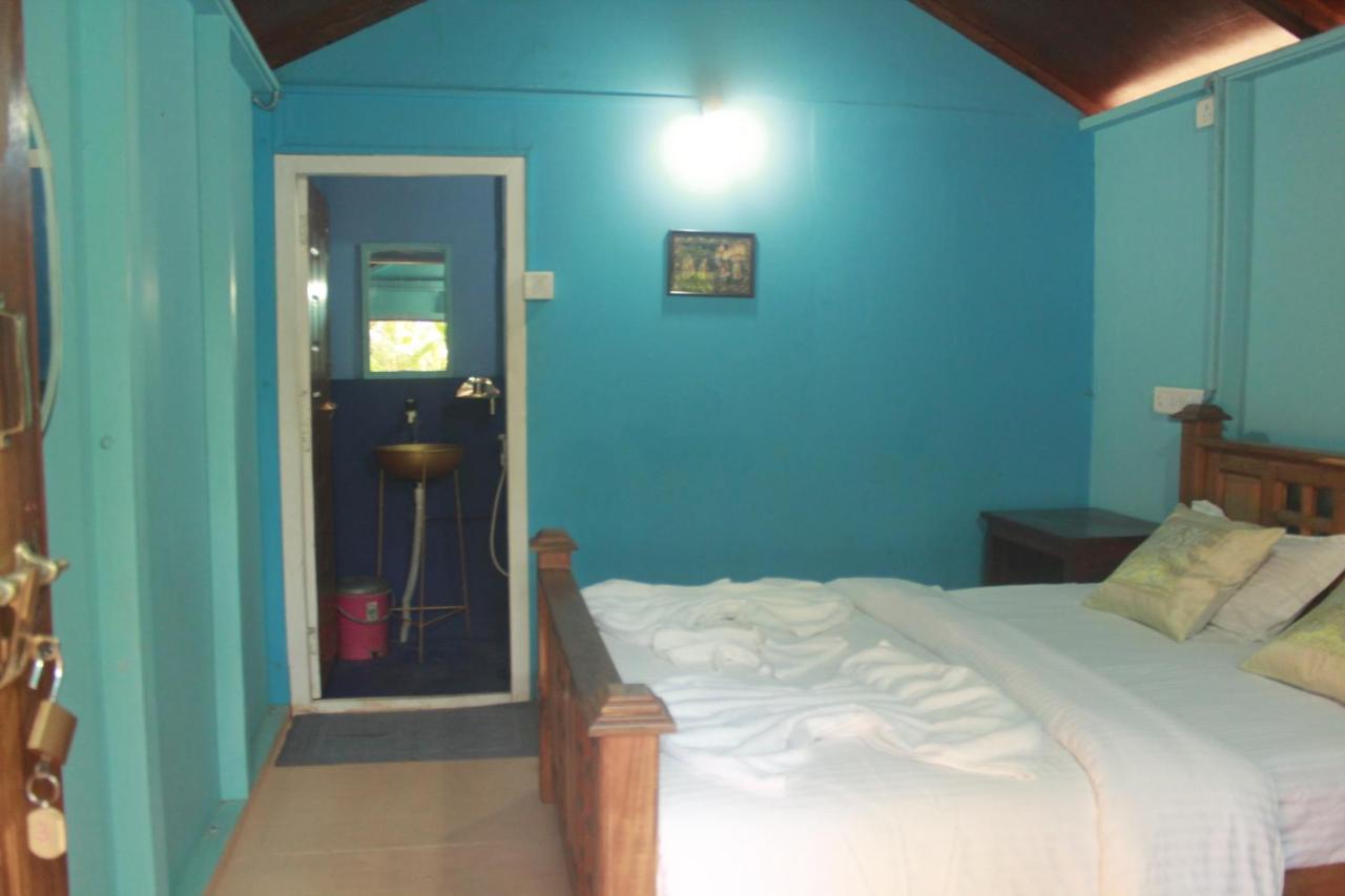 Sea Bird Beach Cafe & Cottages Morjim Kültér fotó