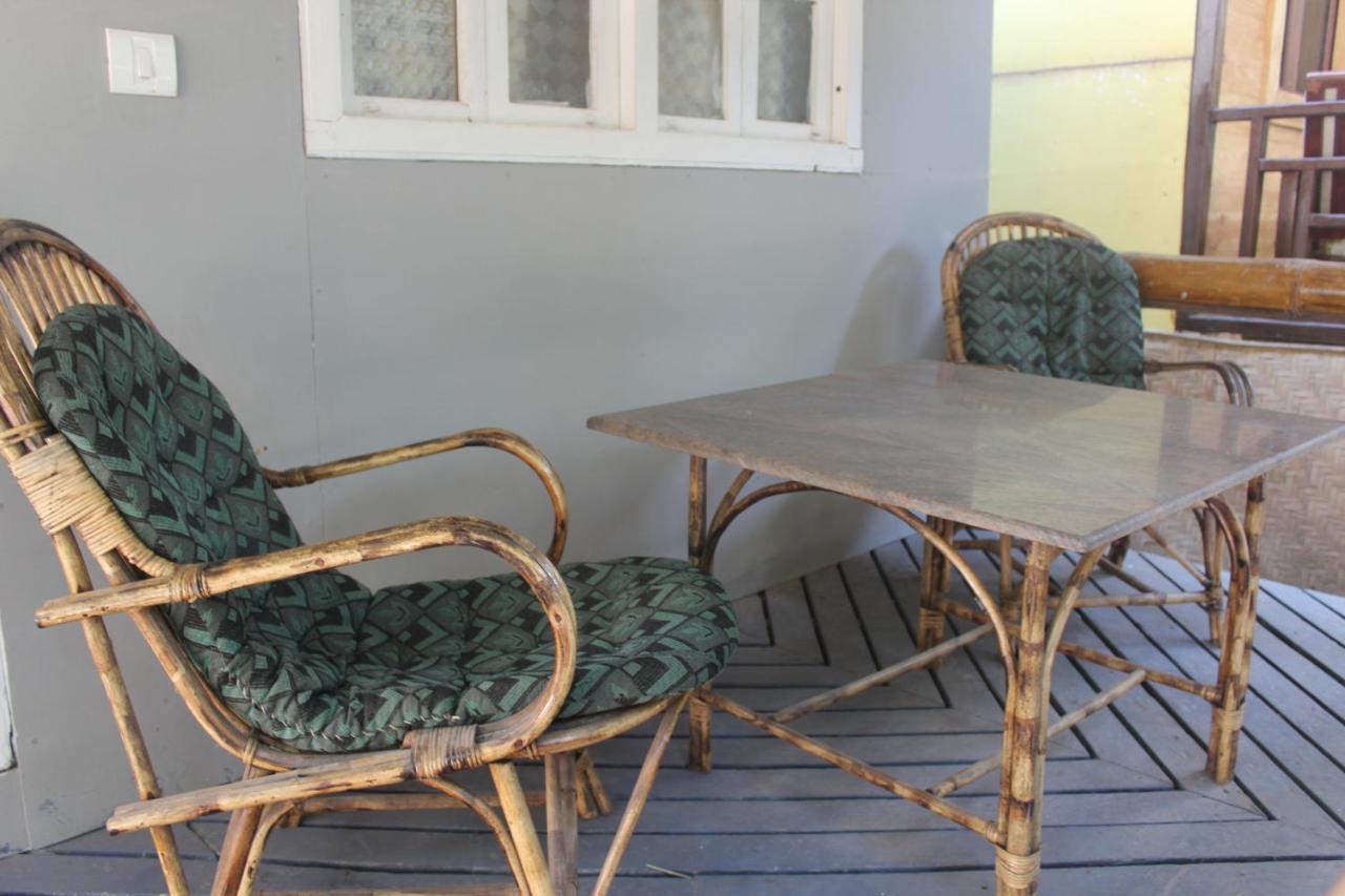 Sea Bird Beach Cafe & Cottages Morjim Kültér fotó